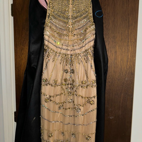 Sherri Hill Dress- size 6 - Picture 7 of 8